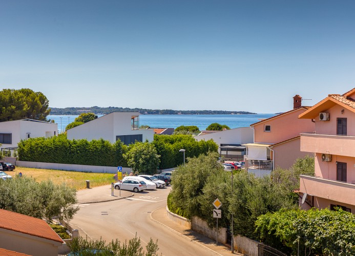 Villa Nina Apartments Superior Dreizimmer-Wohnung mit Meerblick 4*