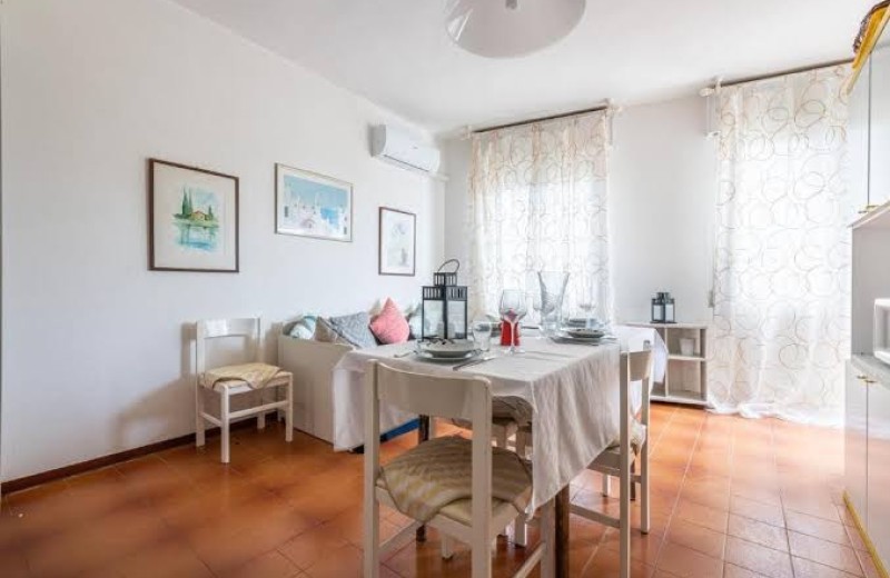 Residenza Cala di Seta Appartamento trilocale Luca con vista mare