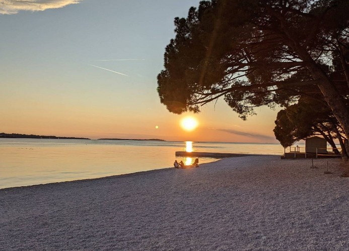 Villa Nina Apartments Superior Zweizimmer-Wohnung mit Terrasse 4*