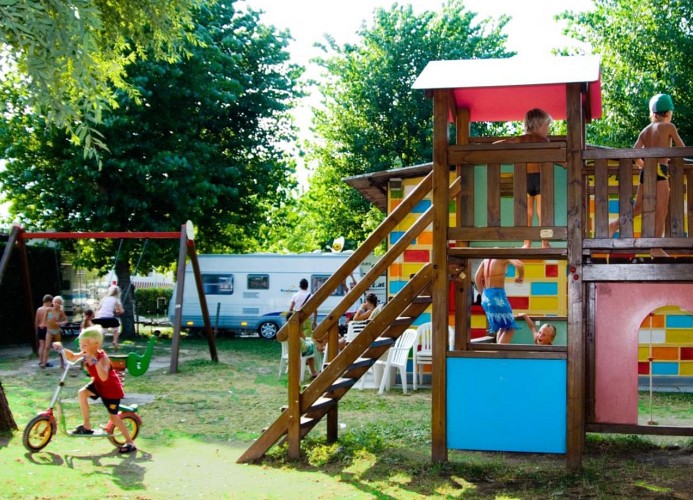 Ferienpark Butterfly Mobilehome Tosca Deluxe S 