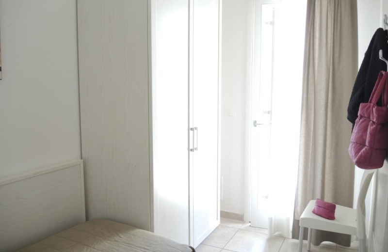 Residenz Evanike Dreizimmer-Wohnung Tipo C1S poolseitig (45/47)