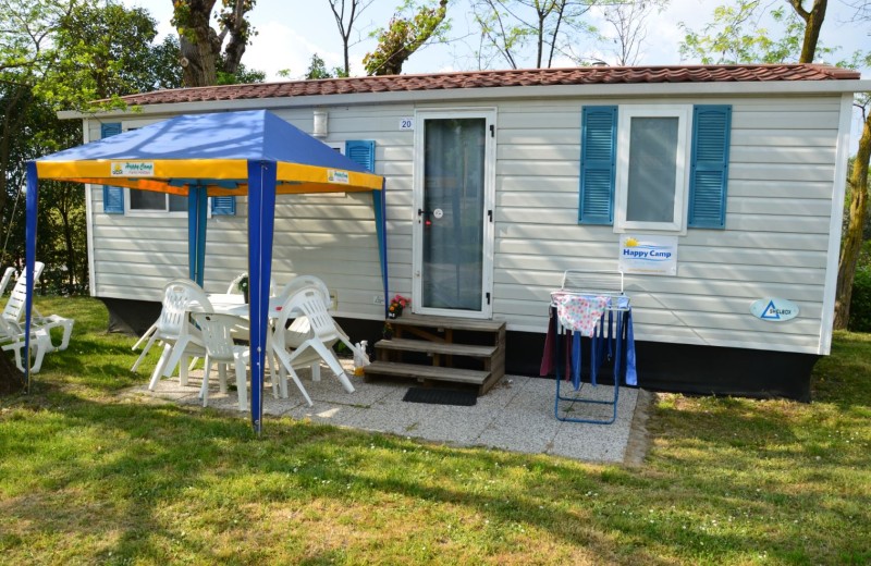 Ferienanlage Baia Domizia Mobilehome Happy Easy