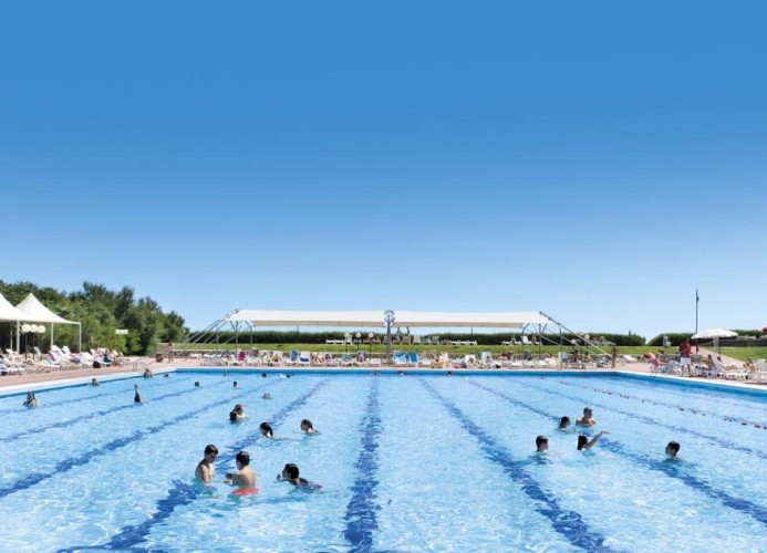 Ferienanlage Isaresidence Studio mit Pool/Meersicht 